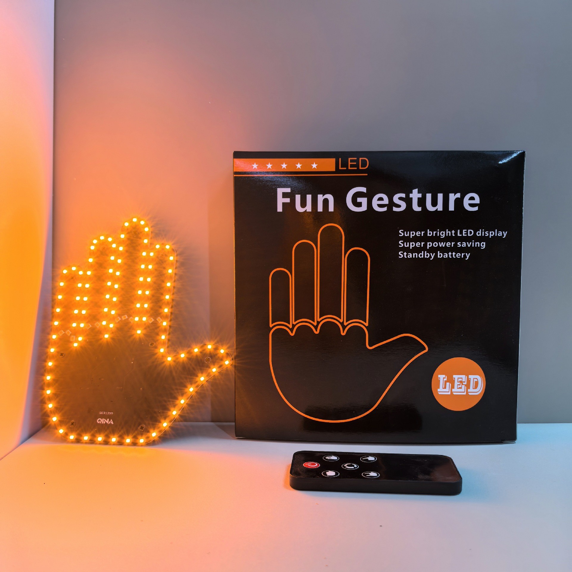 سيارة LED أضواء الاصبع مضحك ضو - مراجعة Car Ambient Light Kit With Remote وسعره